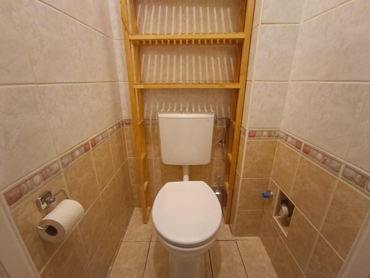 R171 Elitehost Raday Apartment Budapest Luaran gambar