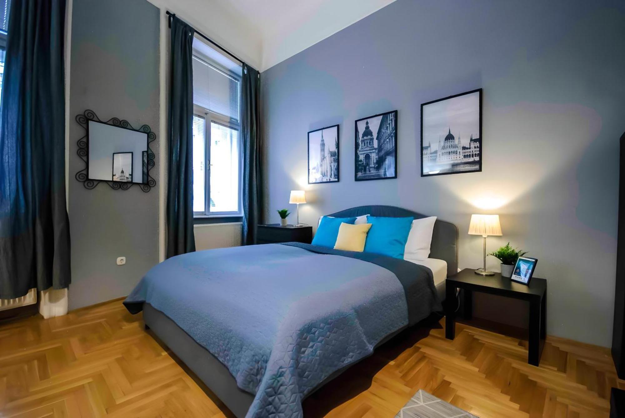 R171 Elitehost Raday Apartment Budapest Luaran gambar